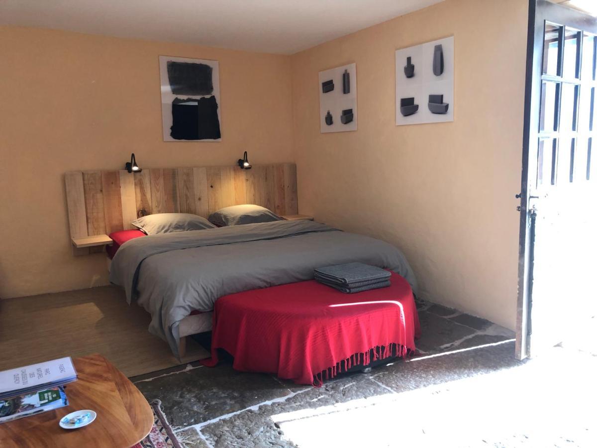 Art En Cele-Chambres D'Hotes Corn Kültér fotó